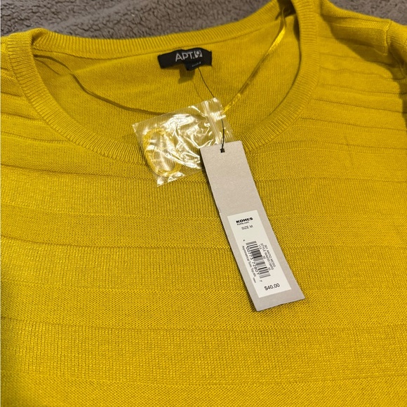 Apt. 9 Women's Vibrant Yellow Tunic - Picture 2 of 4